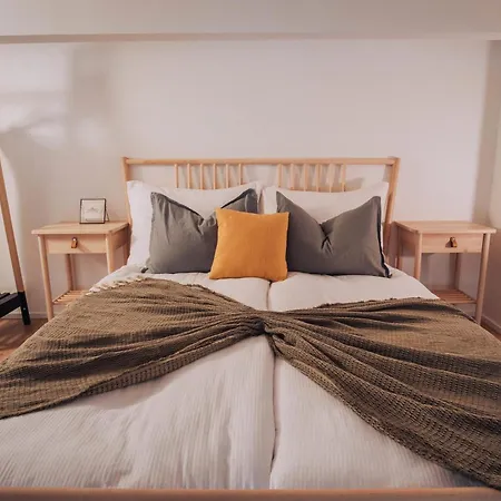 Chic Duplex In Historic Center & Netflix Brno