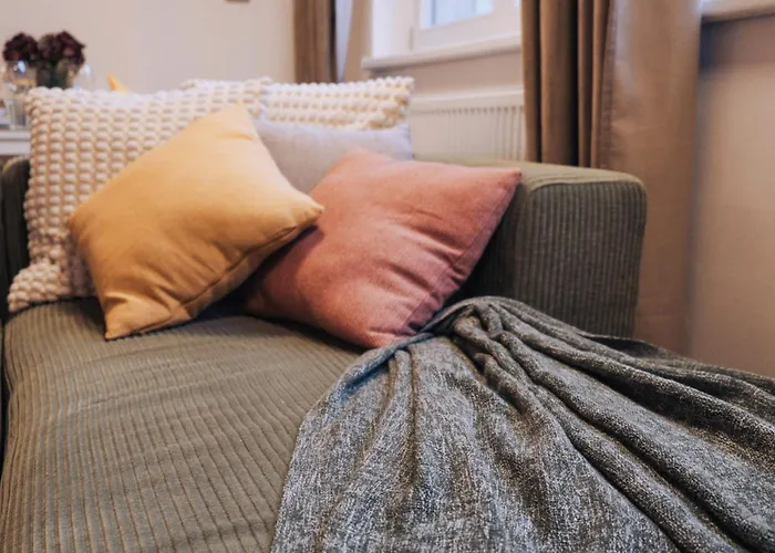 Chic Duplex In Historic Center & Netflix